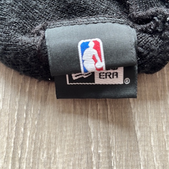 Toronto Raptors NBA Basketball Raised Cuff Team Knit Beanie Toque - Picture 5 of 8